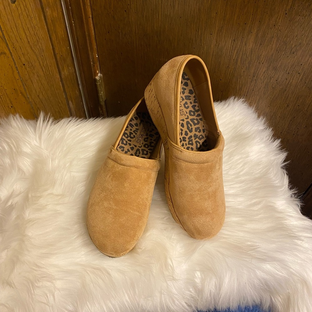 Corkys clogs